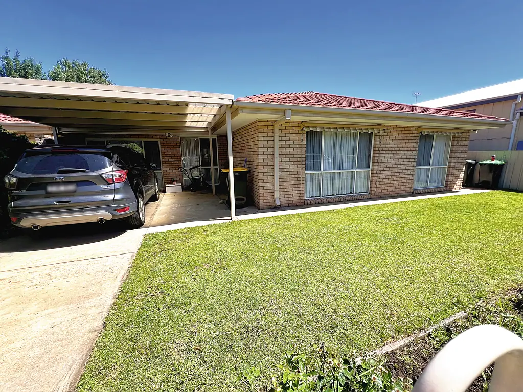 61 Russell Street, Deniliquin, NSW 2710