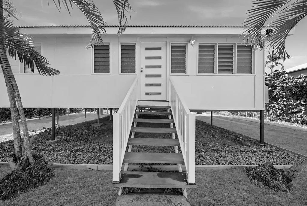 Railway Estate 3Zimmer Newly Renovated For Elevated Entertainer