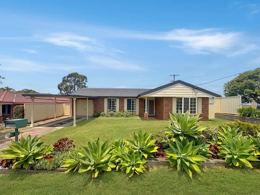 2 Country Grove Drive, Cameron Park, NSW 2285