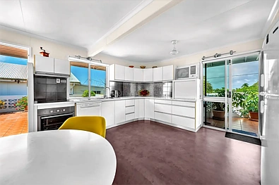 5-7 Beach Avenue, Bowen, QLD 4805, 3房, 1浴, House