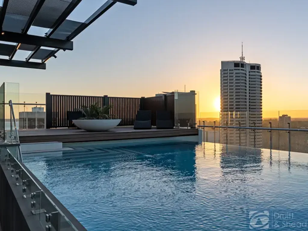 Luxury CBD Apartment