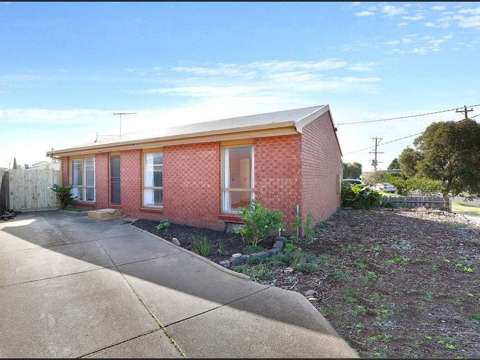 Craigieburn 3 Bedroom The Ideal Home for Relaxation and Convenience