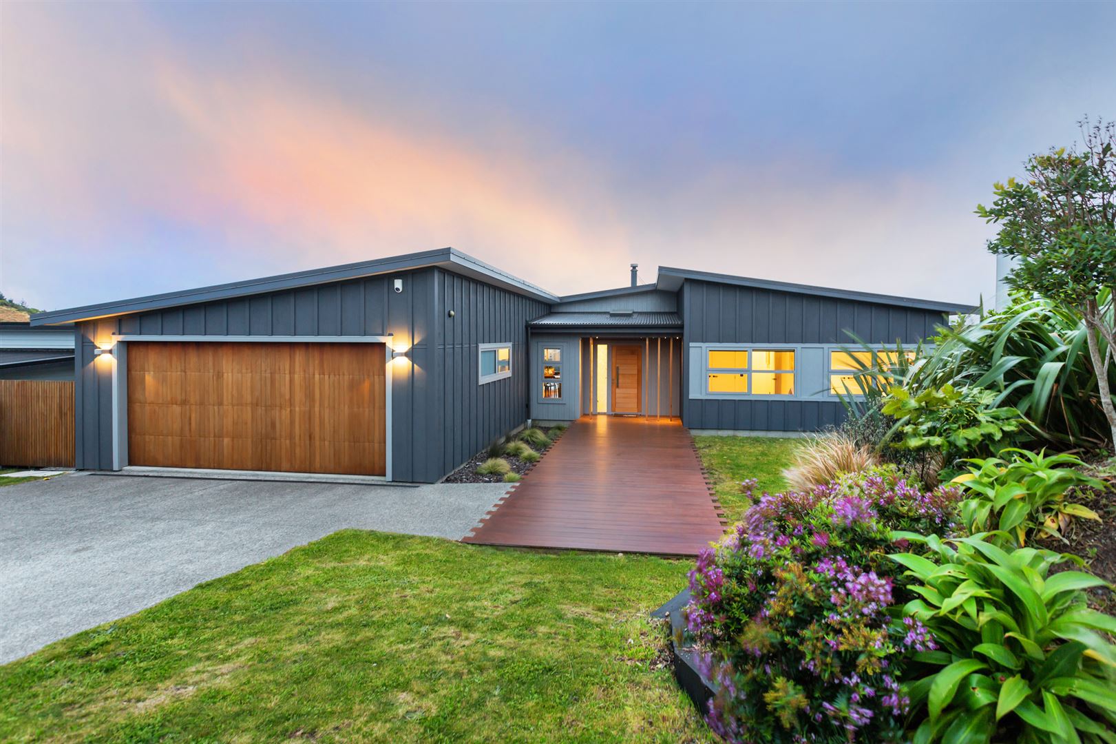 89 Endeavour Drive, Whitby, Porirua, 4部屋, 0バスルーム