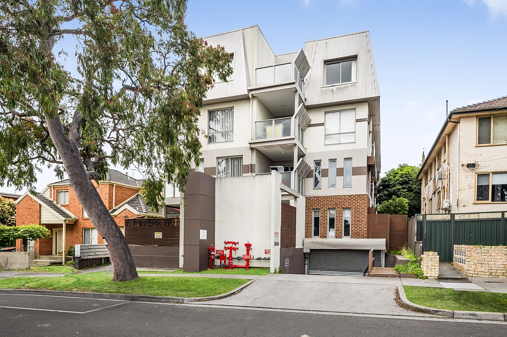 23/12 Close Avenue, Dandenong, VIC 3175