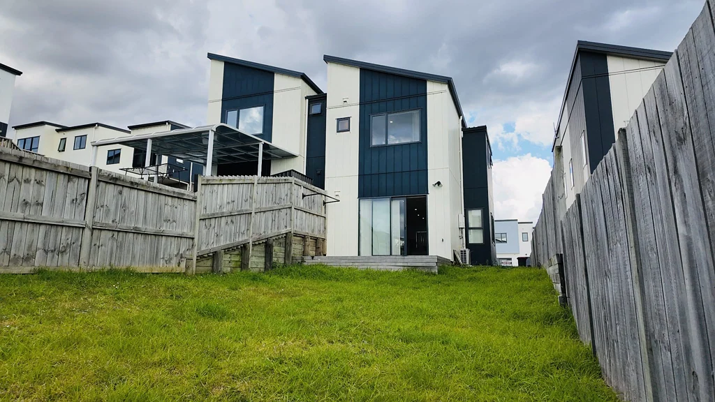 Papakura 3Kwarto VENDOR CANT KEEP UP THE MORTGAGE