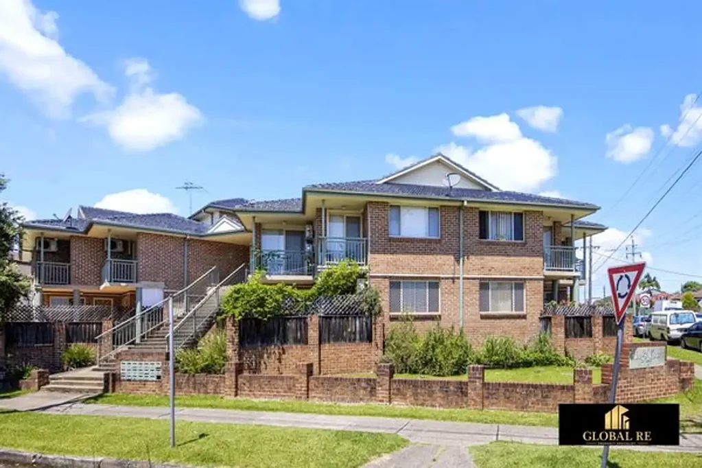 Great Location | Full brick 3 Bedroom Townhouse