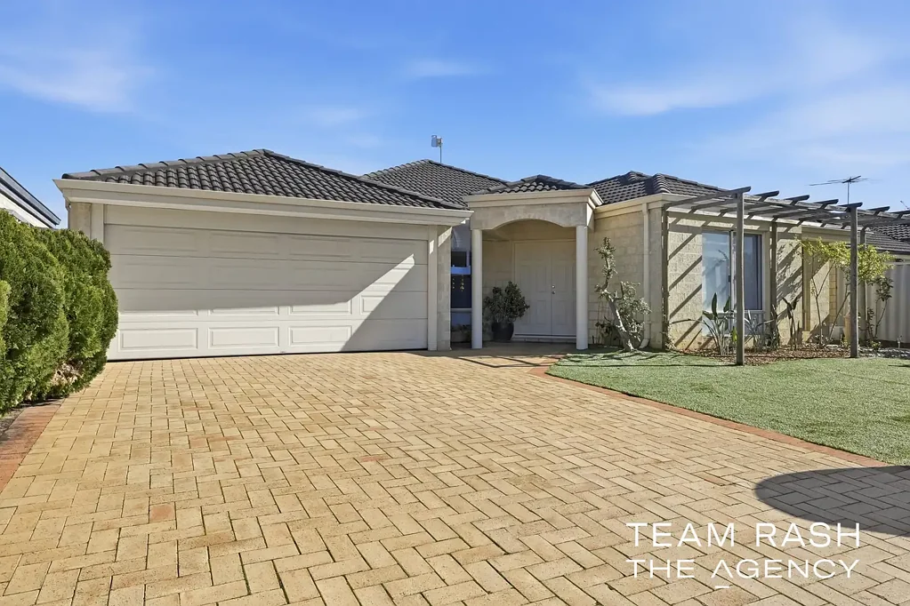 Bennett Springs 4房  Family Comfort, Modern Upgrades & Endless Possibilities in Bennett Springs