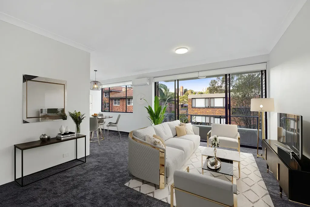 POPULAR LOCATION – WELL MAINTAINED 2 BEDROOM APARTMENT