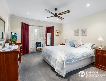 12 Jimbour Court, Wattle Grove, NSW 2173, 3房, 2浴, House