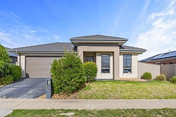 15 Wedge Tail Drive, Winter Valley