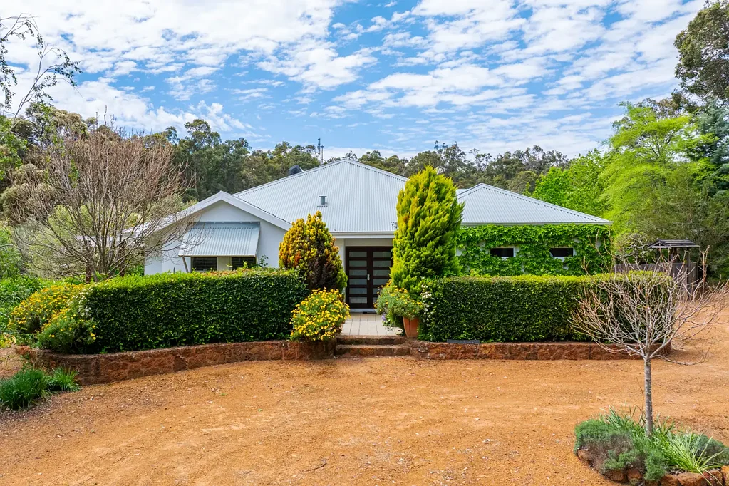 Balingup Beautiful Balingup lifestyle estate with secondary cottage - 99 acres