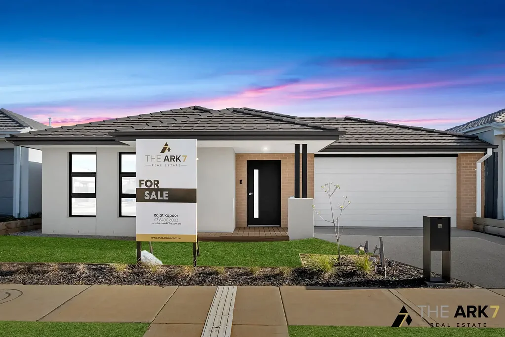 Weir Views 4Kwarto Brand-New, Semi Furnished 4 Bedroom House with 4 Ensuites and 6 Split Systems!