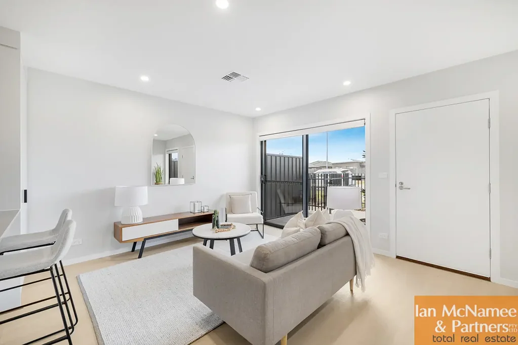 5 McFarlane Avenue, Googong, NSW 2620