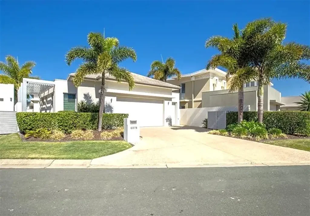 Luxury Partly Furnished Waterfront Home in Prestigious Hope Island Resort