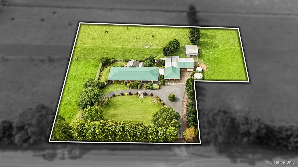 Sale 4 Bedroom Prime Rural Property on The Edge of Sale