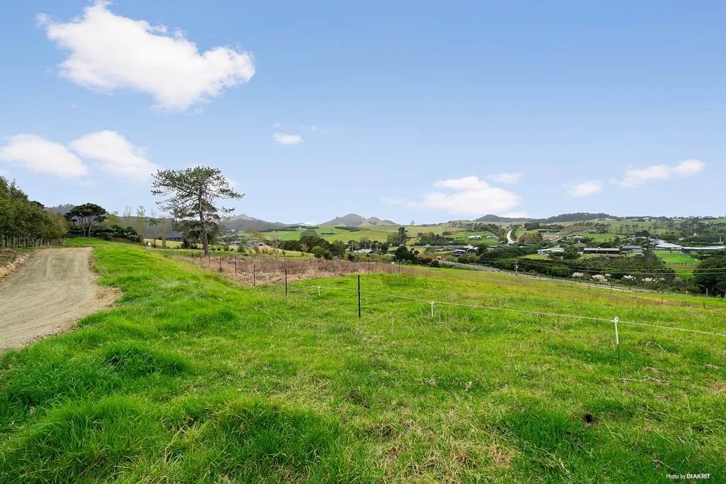 Mangawhai 1.08 hectares - Services at the Building Platform