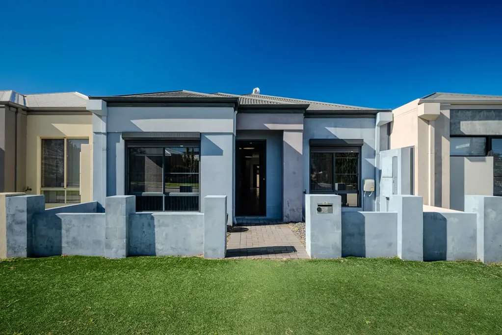Butler 3ਬੈੱਡਰੂਮ FAMILY MODERN FRESHLY UPDATED 3 X 2 HOME - GREAT VALUE!