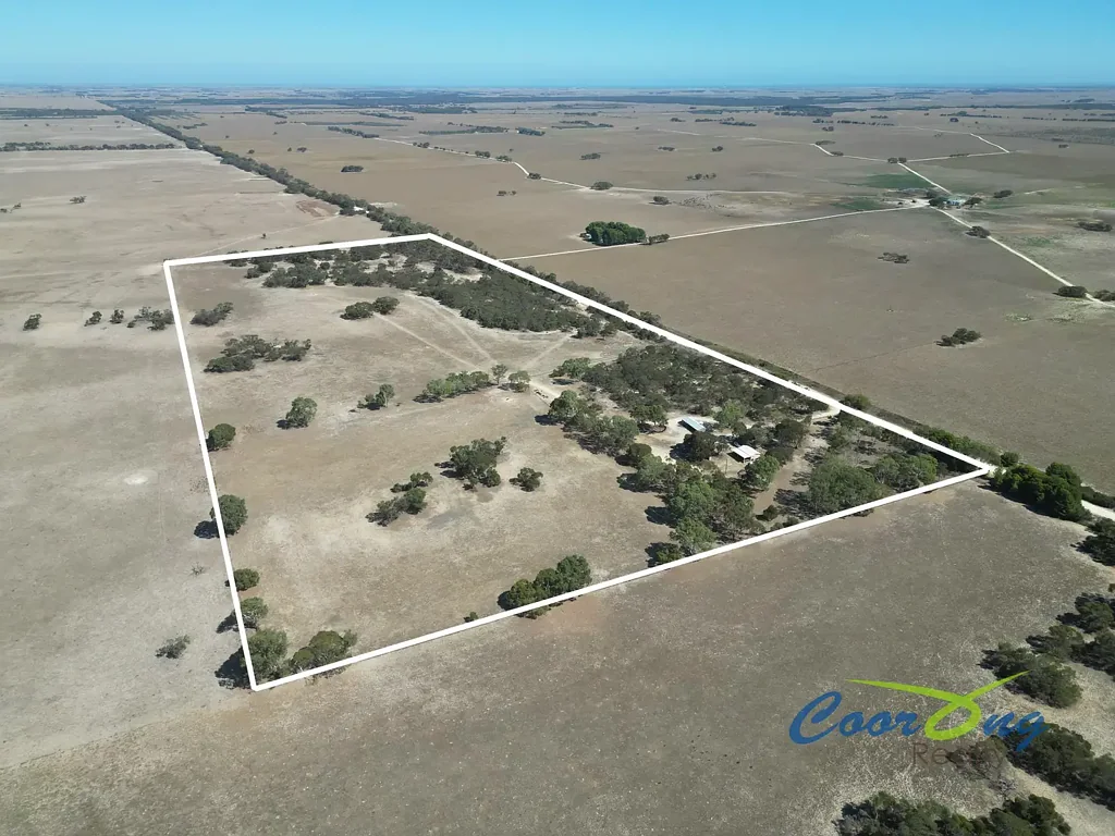 Field Rural lifestyle opportunity - 60 acres