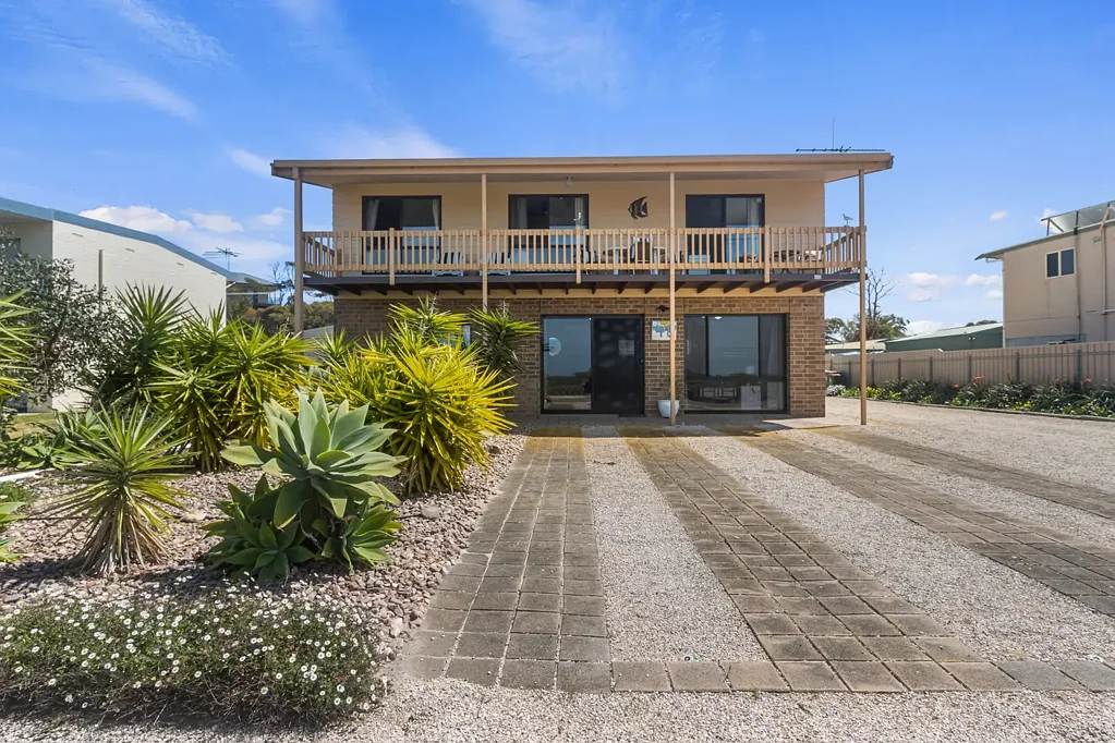 48 Esplanade, Port Vincent, SA 5581