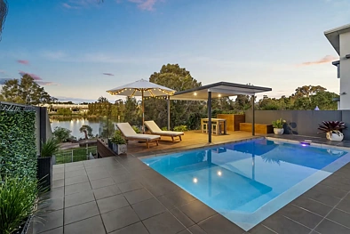 Helensvale 5房  Under Instructions To Sell
