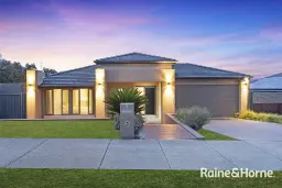 3 Ocean Bend, Pakenham