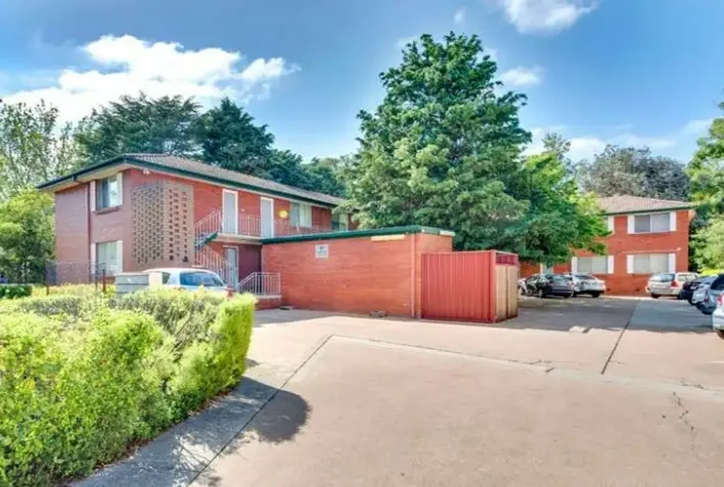 Beautiful Apartment in Leafy Yarralumla