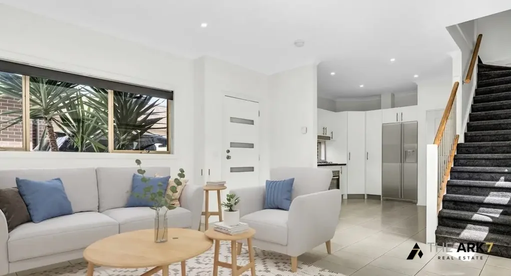 Modern 2-Bedroom Unit with 3 split aircon systems – Steps from Melton Train Station