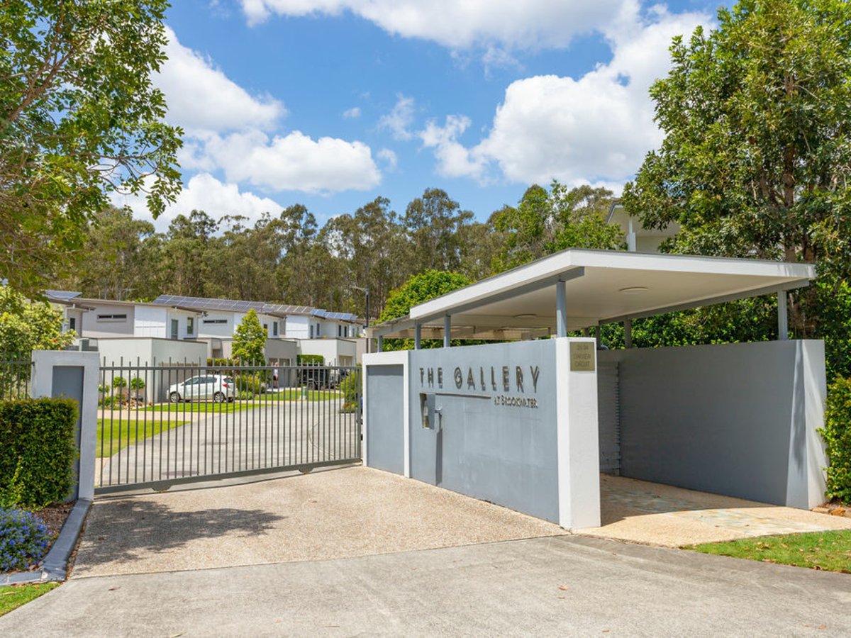 30 OAKVIEW CCT, BROOKWATER QLD 4300, 0 غرف, 0 حمامات, House