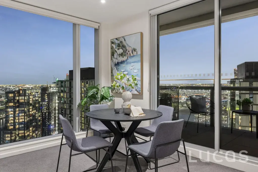 Docklands 2 Slaapkamer 31ST FLOOR SKY HOME WITH SWEEPING CITY & HARBOUR VIEWS