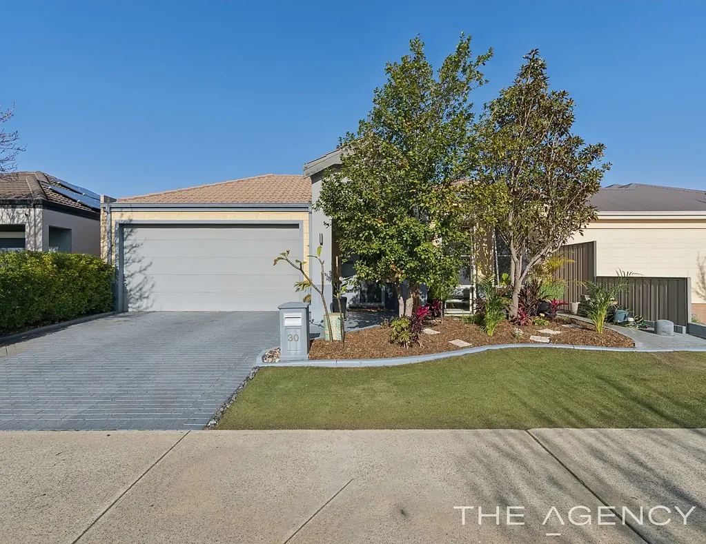 Canning Vale 3Kwarto Perfectly Positioned! Caladenia School Zone. Calling First home buyers and downsizers!