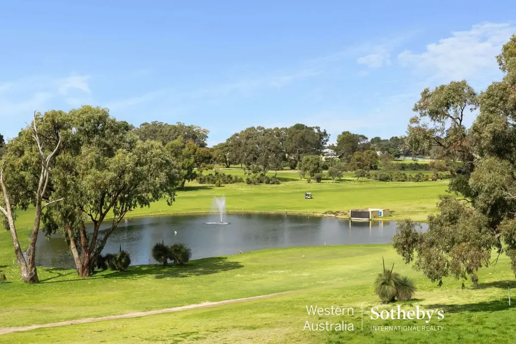 Yanchep 2ਬੈੱਡਰੂਮ Modern Golf Course Living with Unrivalled Views.