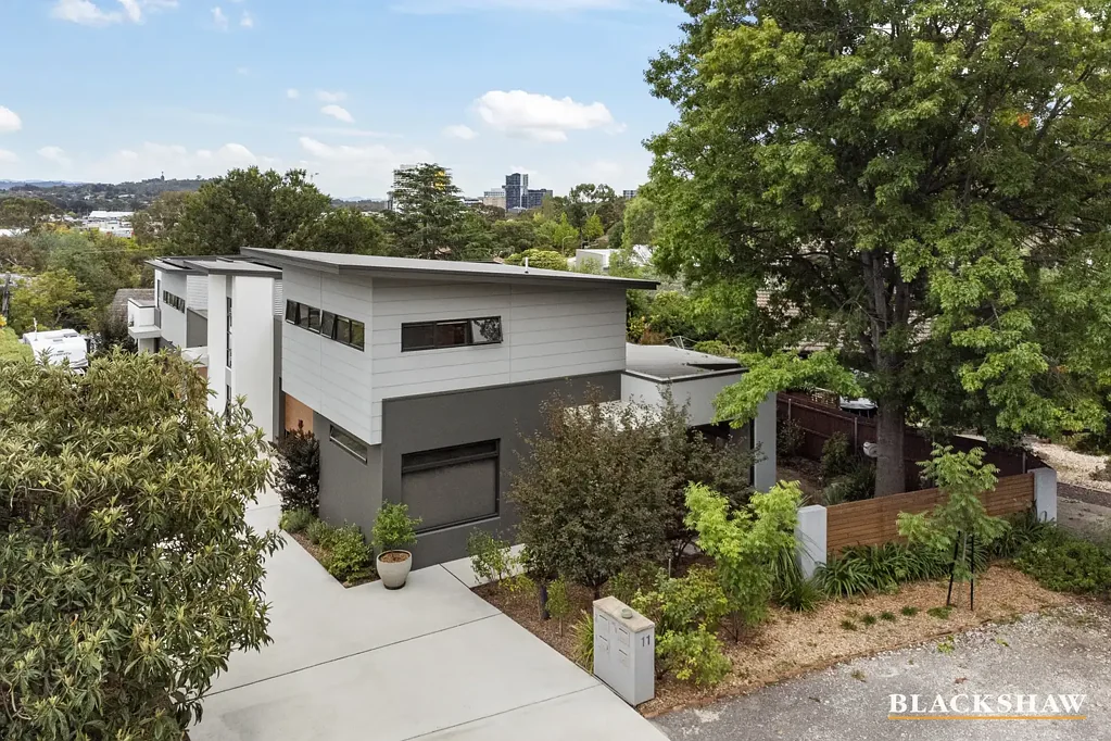 1/11 Aurora Close, Mawson, ACT 2607