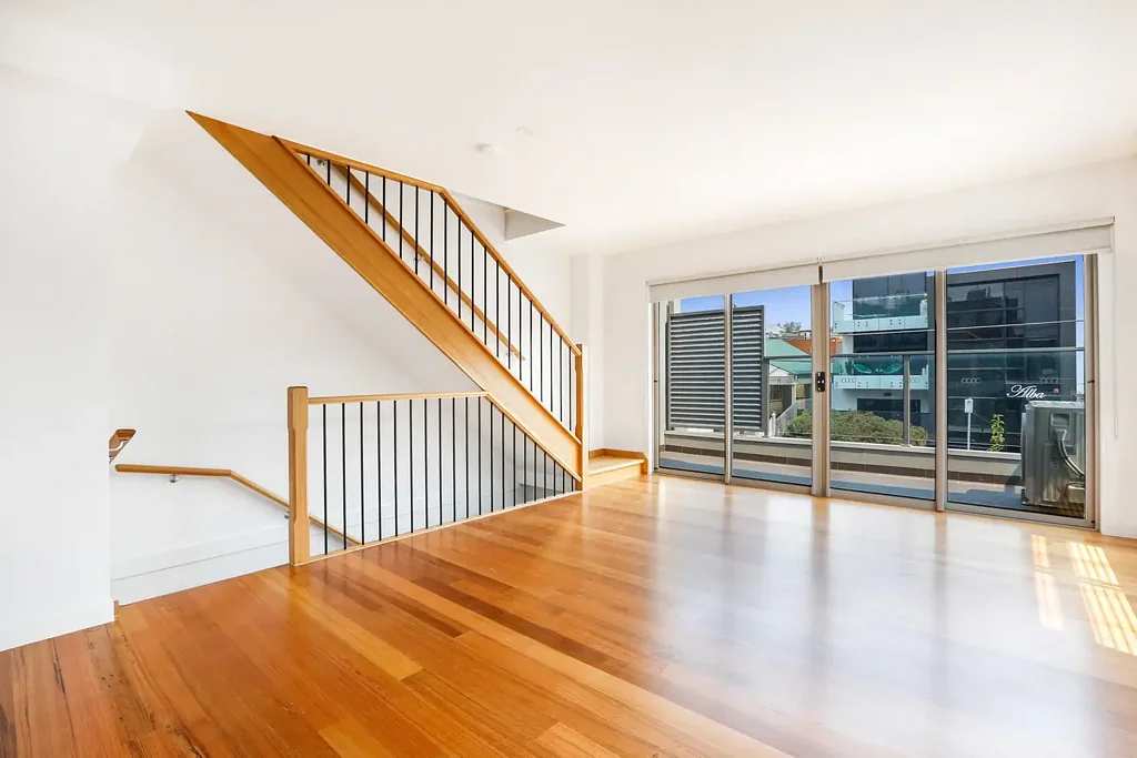 Modern ThreeÃ¢€'Level Townhouse