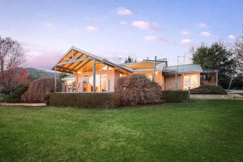 Yackandandah 4 Slaapkamer Lifestyle, Space and Stunning Views