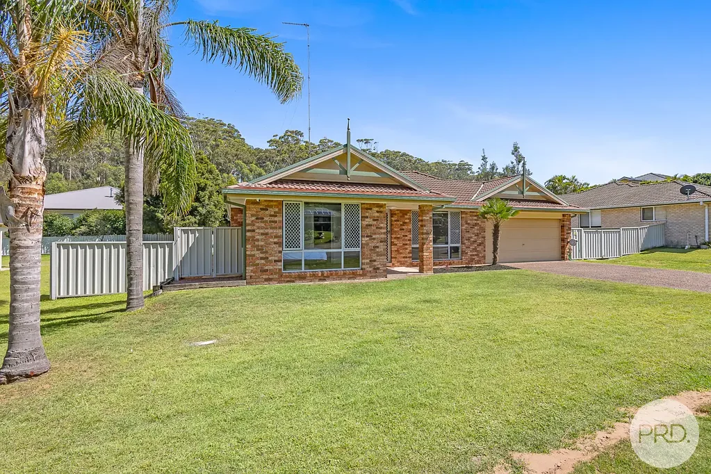 65 Bagnall Beach Road, Corlette, NSW 2315