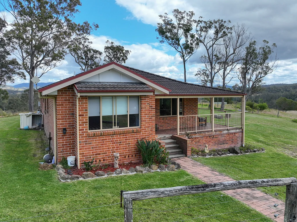 153 Sunshine Road, Hillville, NSW 2430