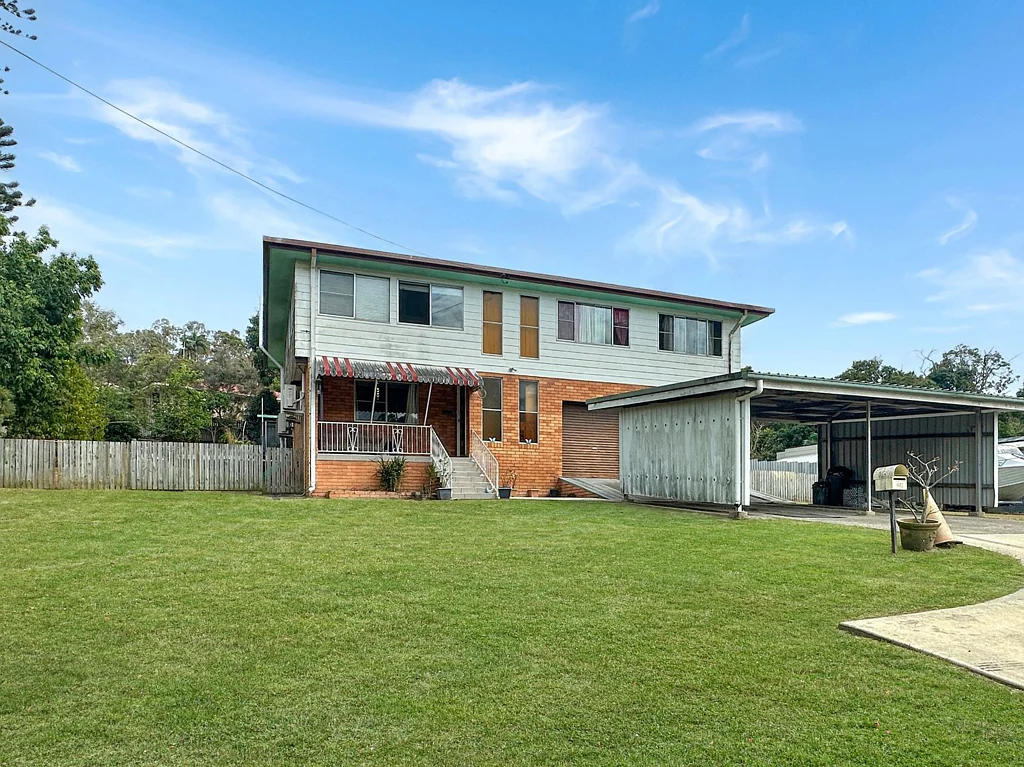 82 Range Road, Sarina, QLD 4737