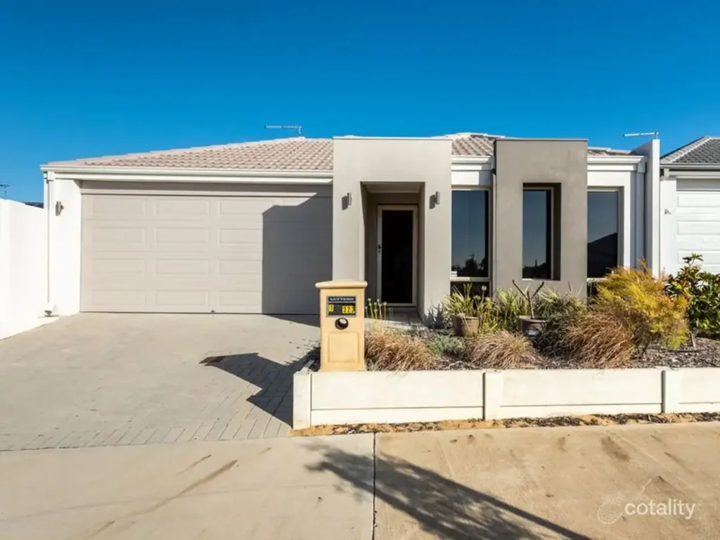 1/323 Pebble Beach Boulevard, Meadow Springs, WA 6210