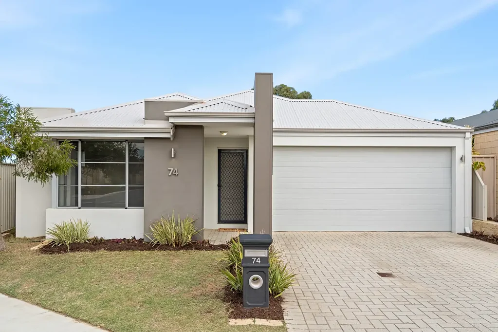 Alkimos 4ห้องนอน Stylish Coastal Living with Bushland Outlook! 
Set date sale 15th June 2026