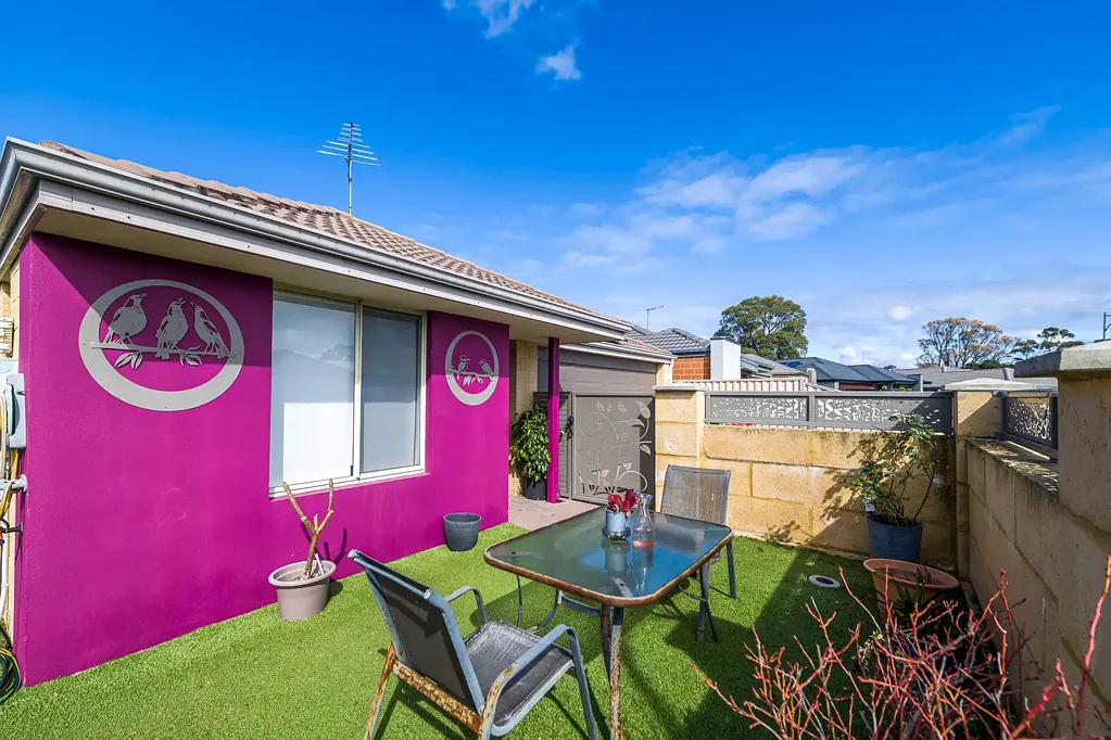 Ravenswood 3 Bedroom LOW ON MAINTENANCE, HIGH ON LIFESTYLE