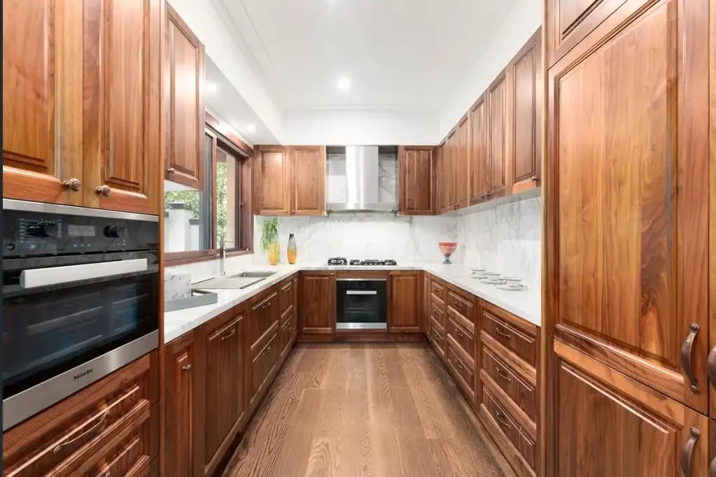 Timeless Elegance with Contemporary Luxury in Sackville Ward