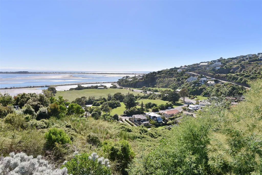 20 La Costa Lane, Mount Pleasant, Canterbury