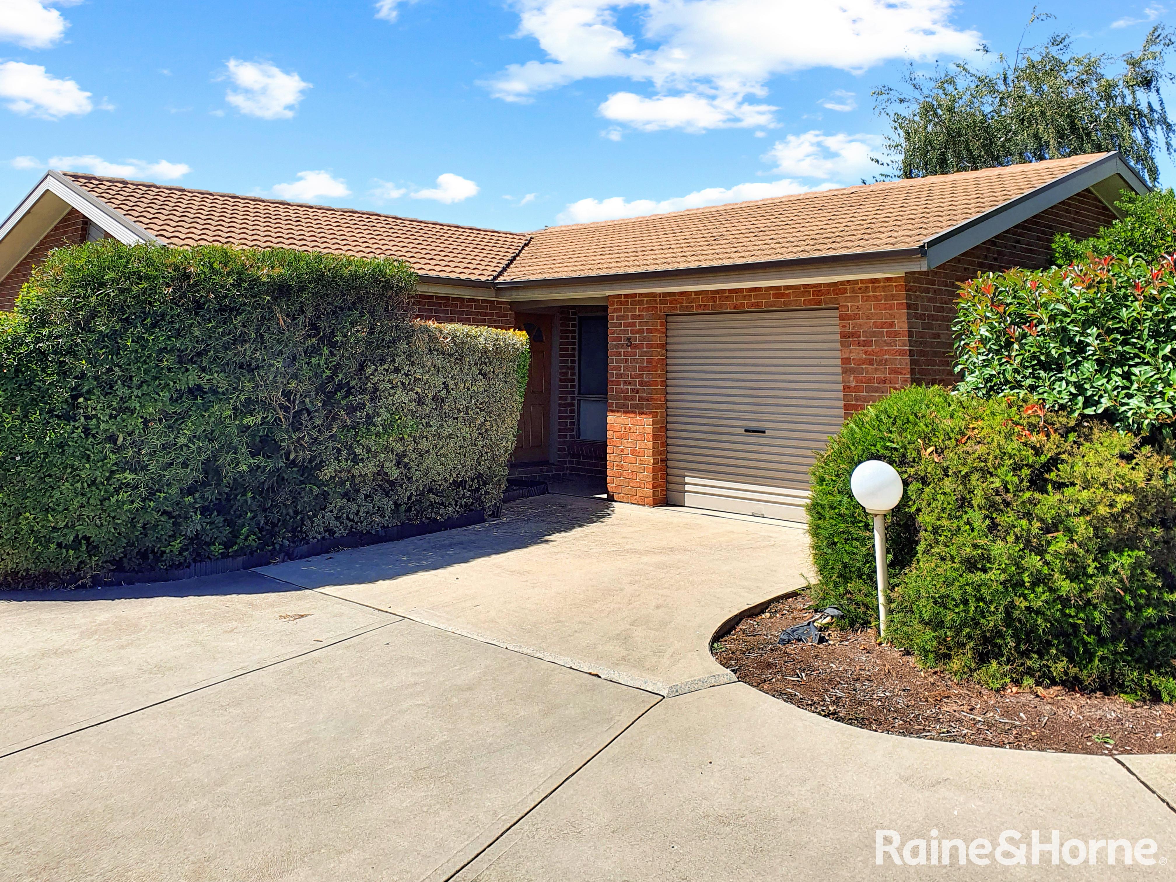 UNIT 3 9 PATANGA GDNS, QUEANBEYAN WEST NSW 2620, 0 ห้องนอน, 0 ห้องน้ำ, House