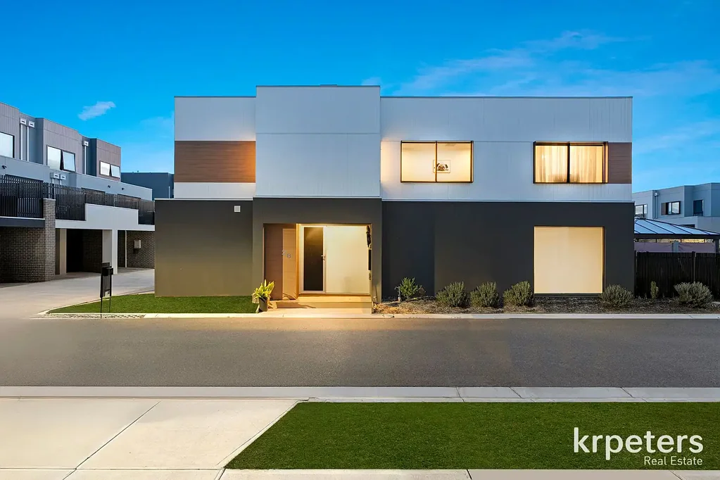 28 Surfers Crescent, Carrum Downs, VIC 3201