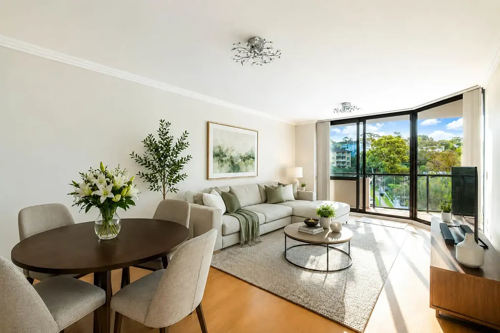STUNNING SPACE IN THE NAUTILUS PACIFIC APARTMENTS