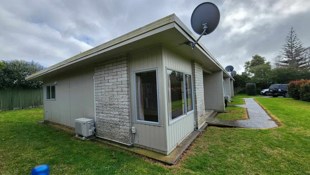 2x Two Bedroom Flats