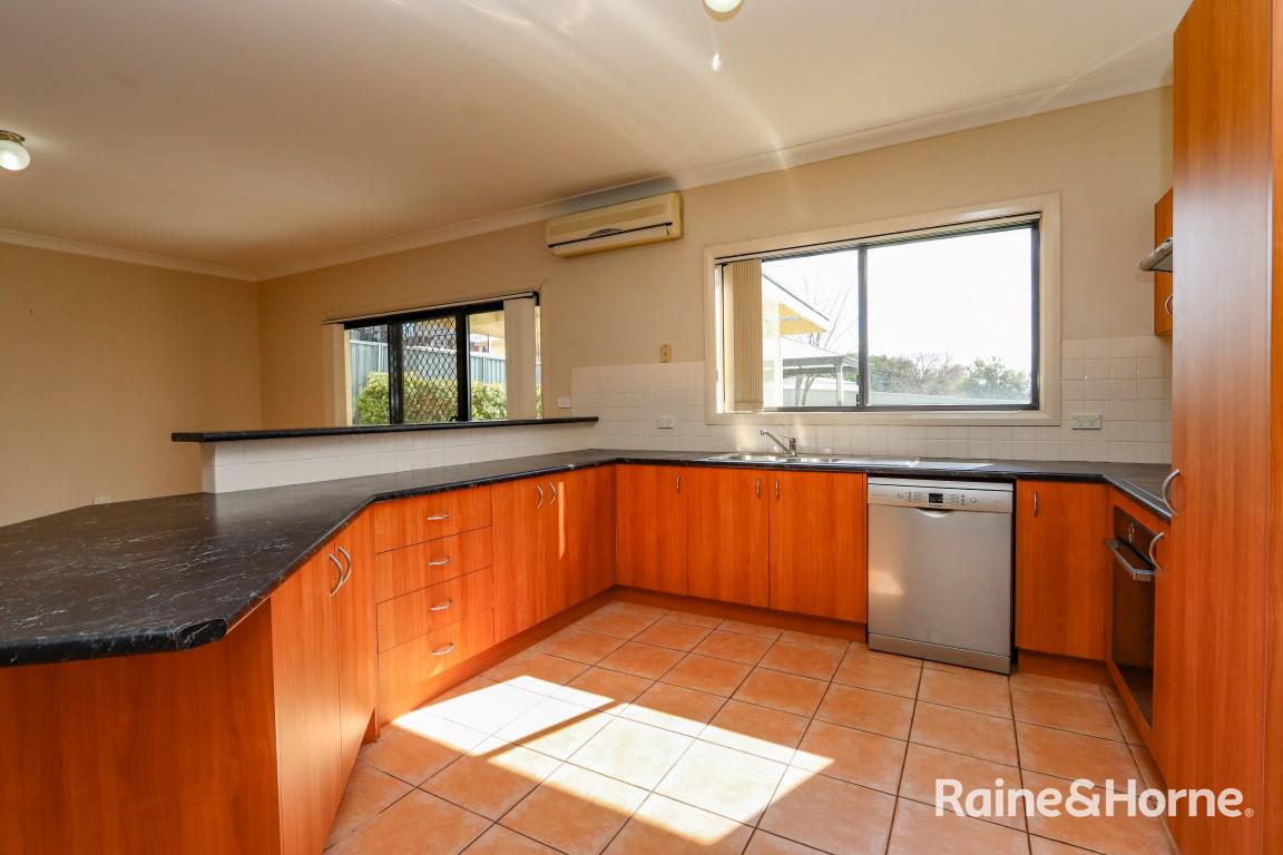 5 HURLEY CL, LLANARTH NSW 2795, 0 Kuwarto, 0 Banyo, House