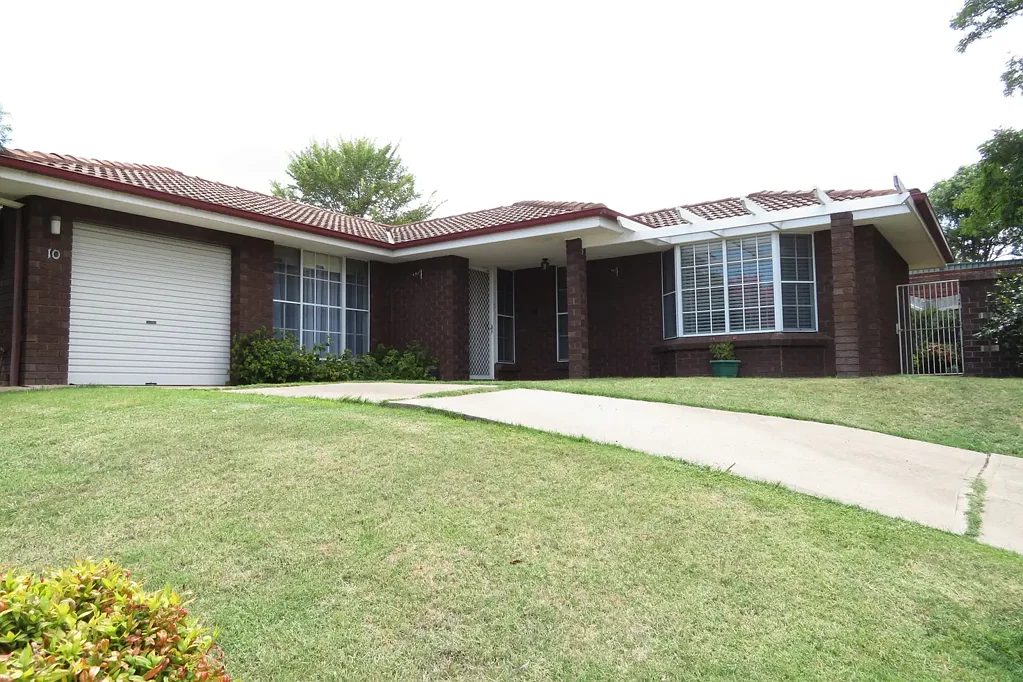 3 BEDROOM HOME IN TRANQUIL CUL DE SAC