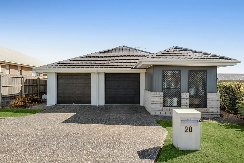 1 & 2/20 Negrita Street, Harristown, QLD 4350