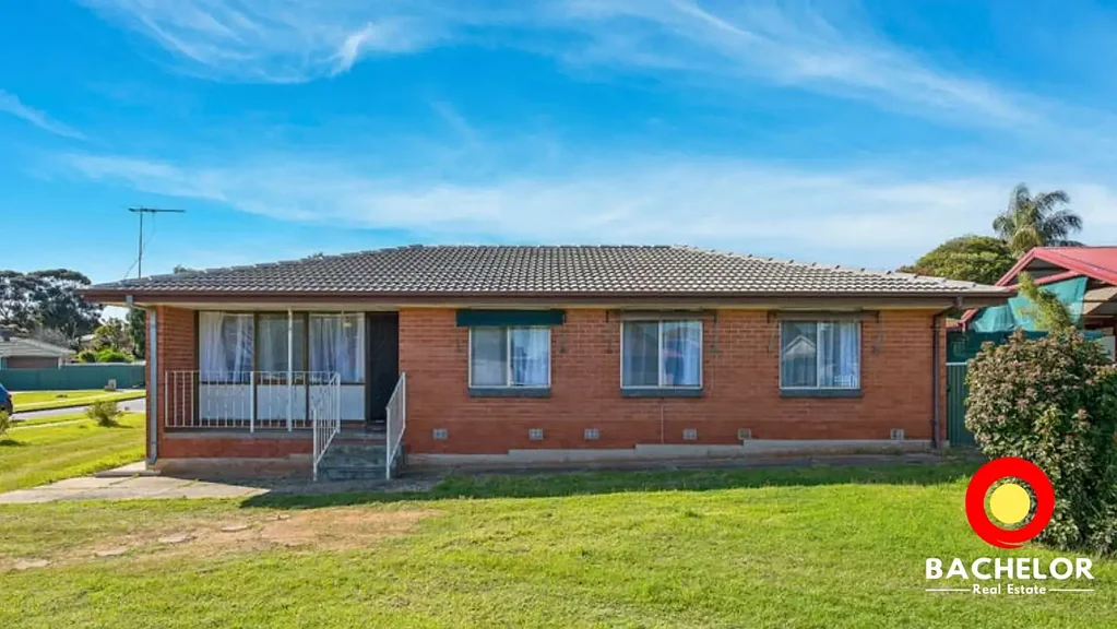 🔥🏠 Just Listed for RENT - 3 Bed | 1 Bath | 2 Car parks 🏠